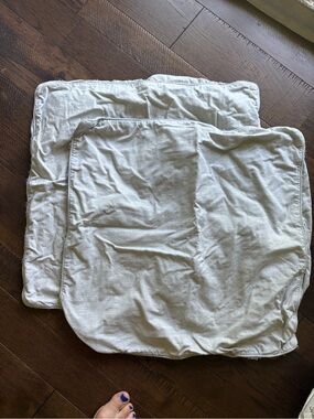 Grey king Potterybarn Duvet and 2 shams with small fringe detail